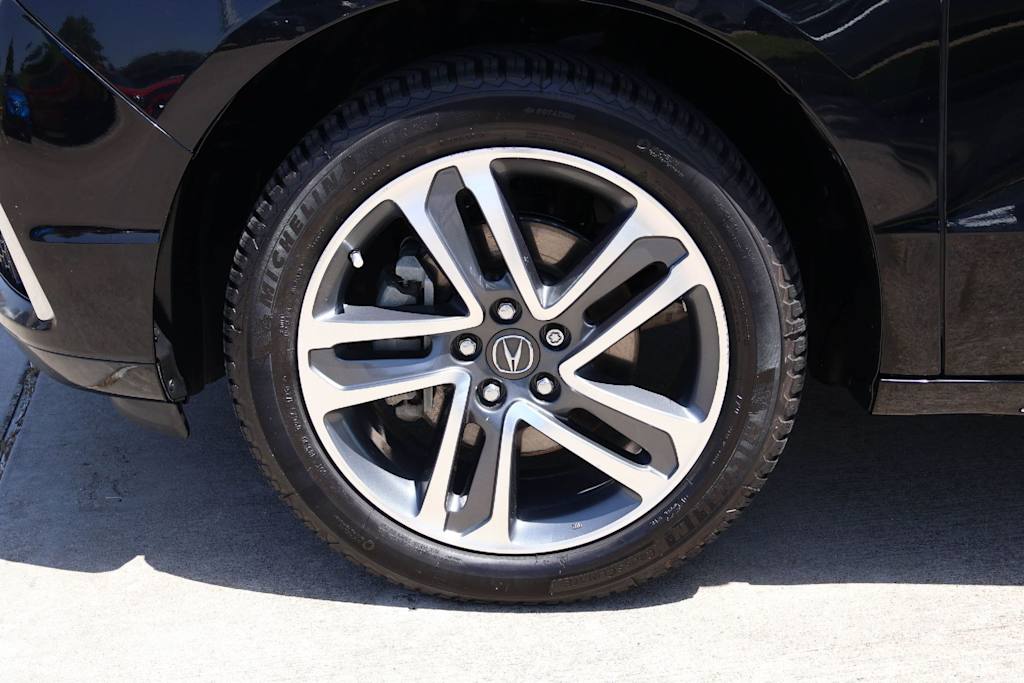 Thumbnail: 2017 Acura MDX - 8
