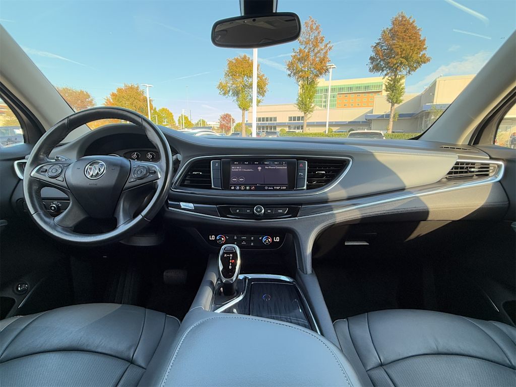 2020 Buick Enclave Essence 10