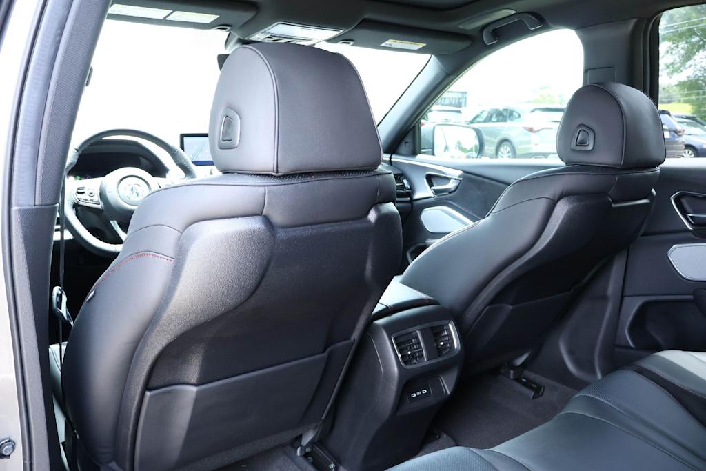 Thumbnail: 2023 Acura RDX - 13