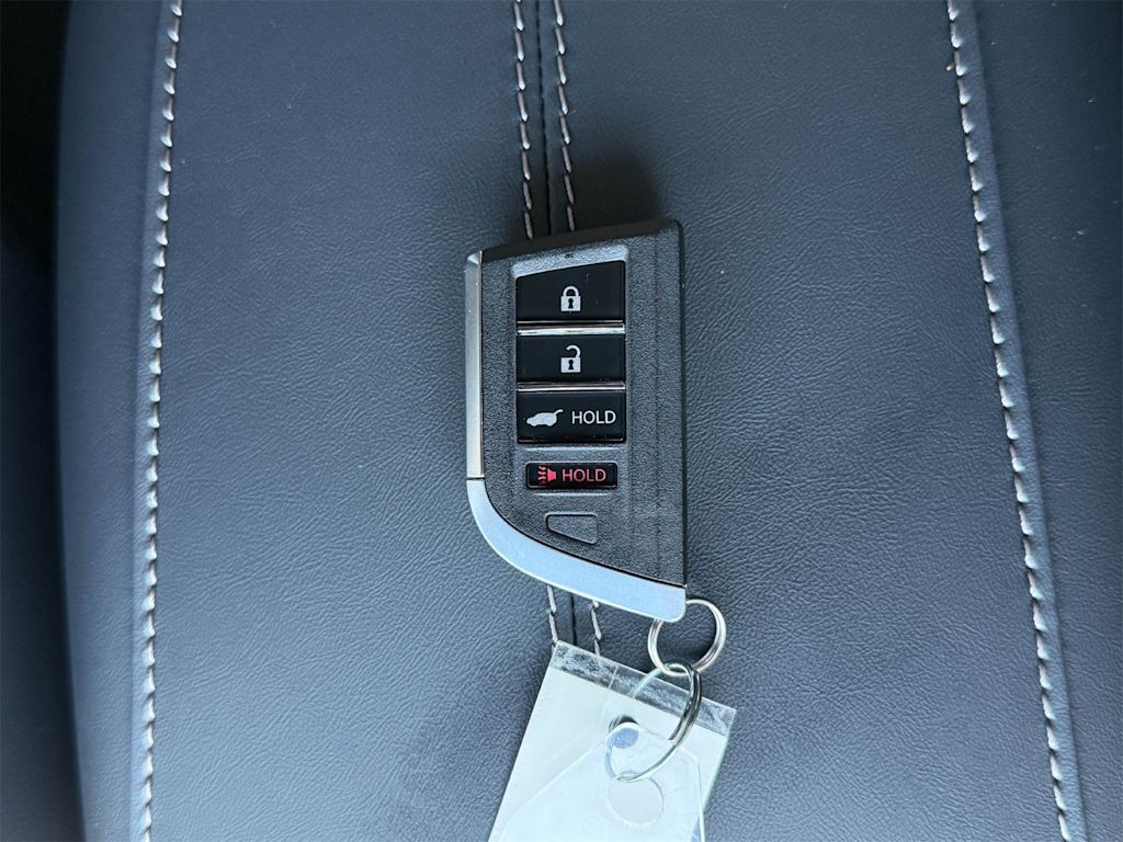 Thumbnail: 2025 Acura RDX - 18