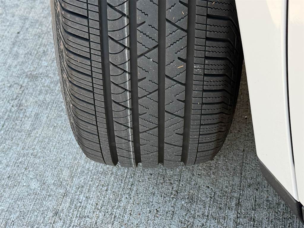 Thumbnail: 2025 Acura RDX - 30