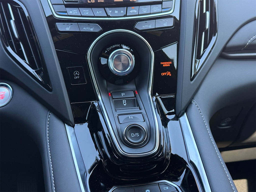 Thumbnail: 2025 Acura RDX - 15