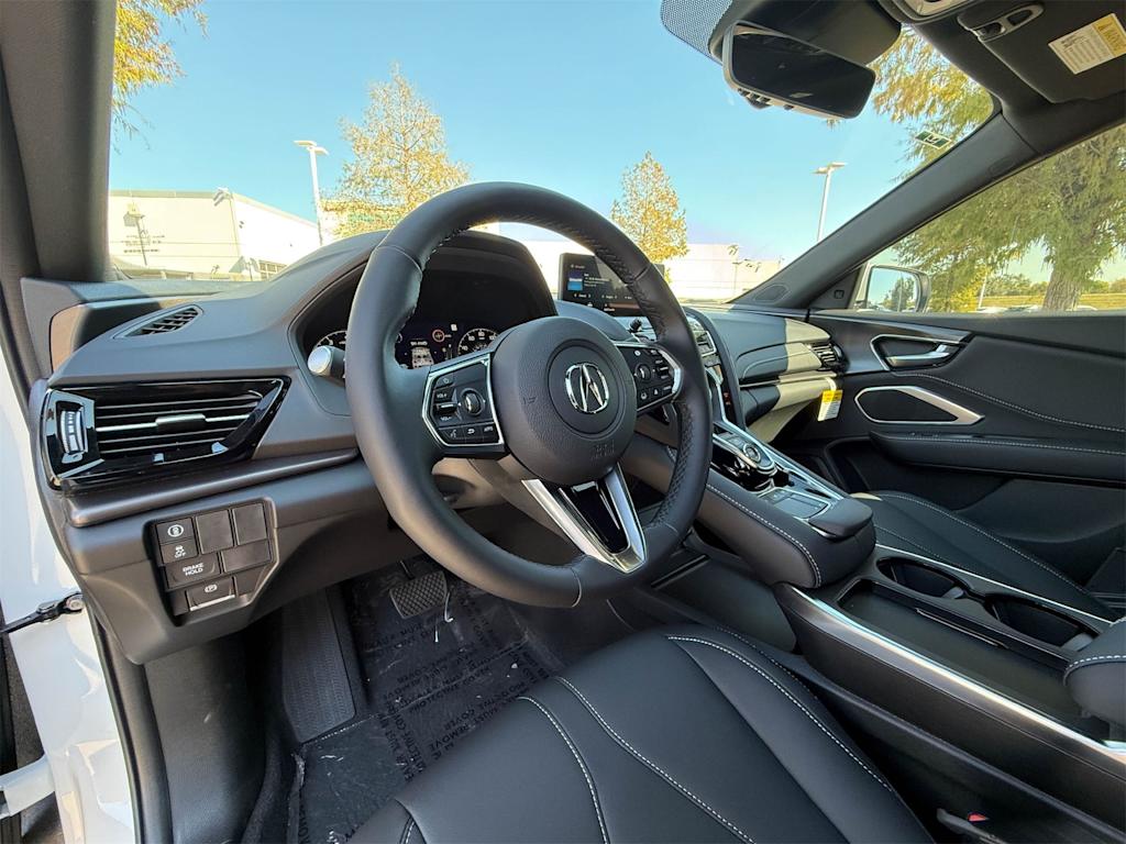 Thumbnail: 2025 Acura RDX - 2