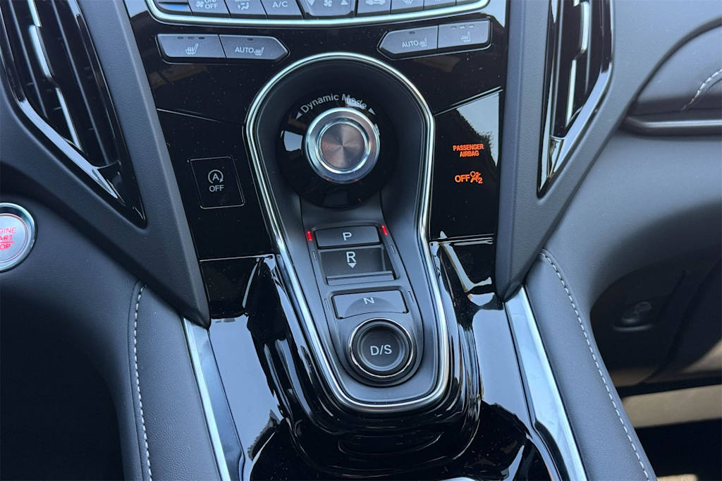 Thumbnail: 2025 Acura RDX - 15