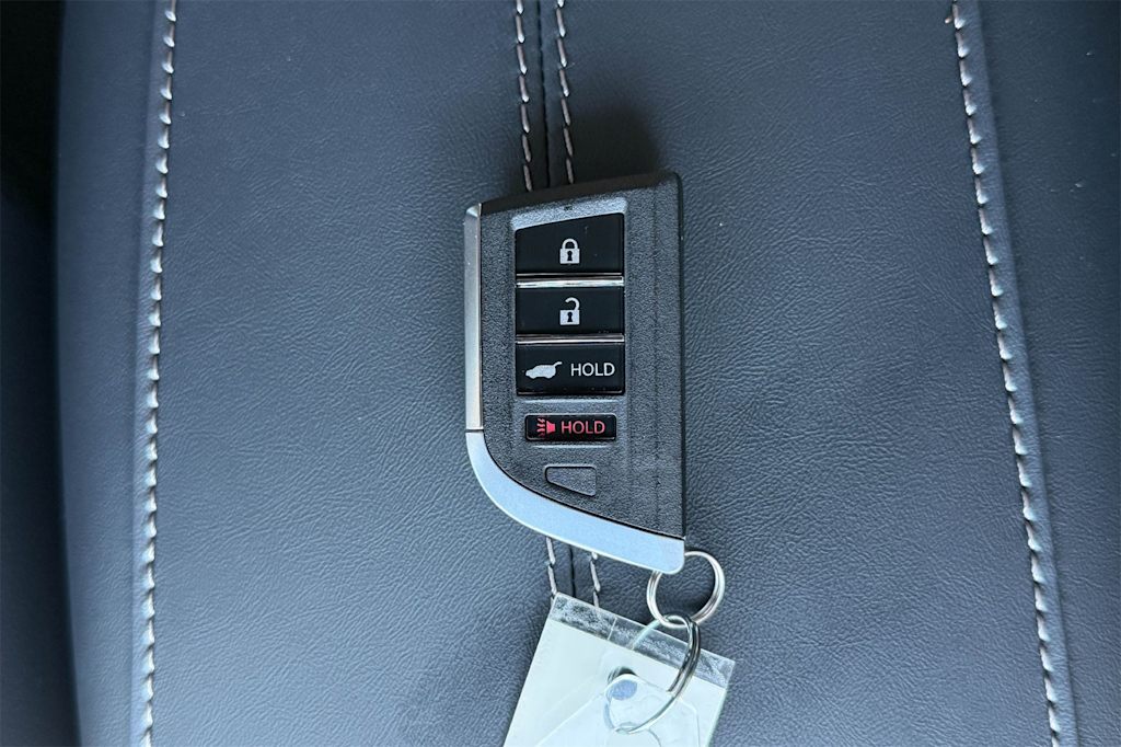 Thumbnail: 2025 Acura RDX - 18