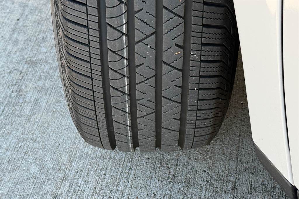 Thumbnail: 2025 Acura RDX - 30