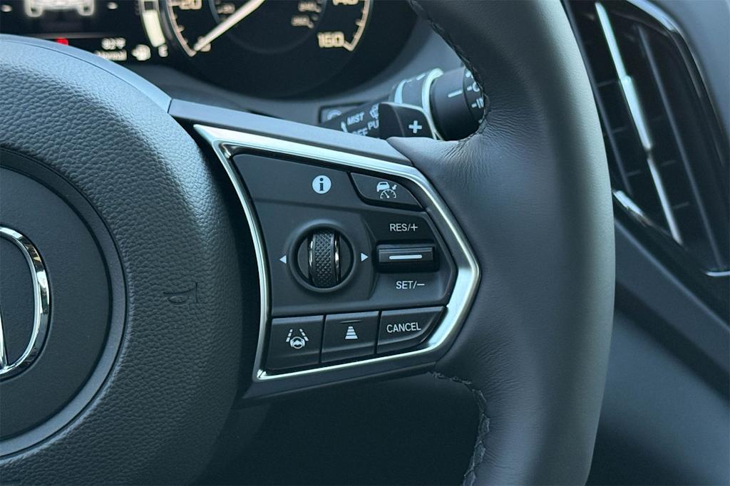 Thumbnail: 2025 Acura RDX - 23