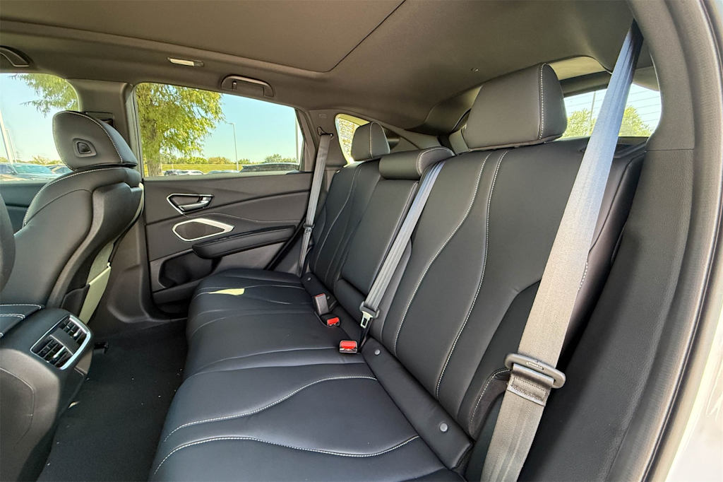 Thumbnail: 2025 Acura RDX - 21