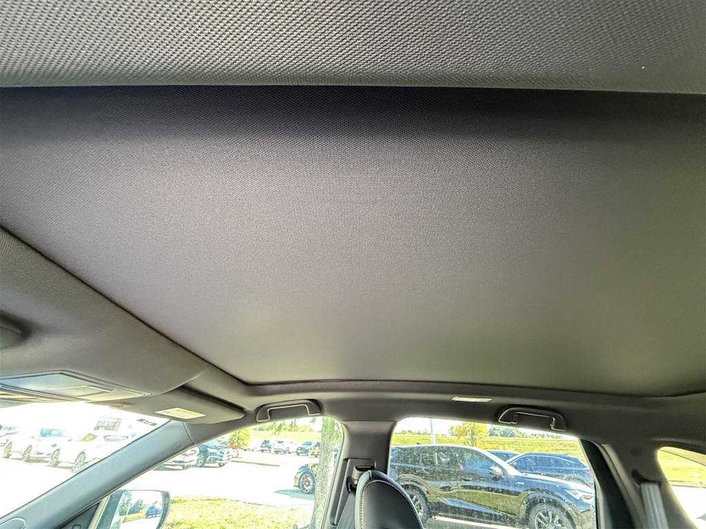 Thumbnail: 2025 Acura RDX - 28