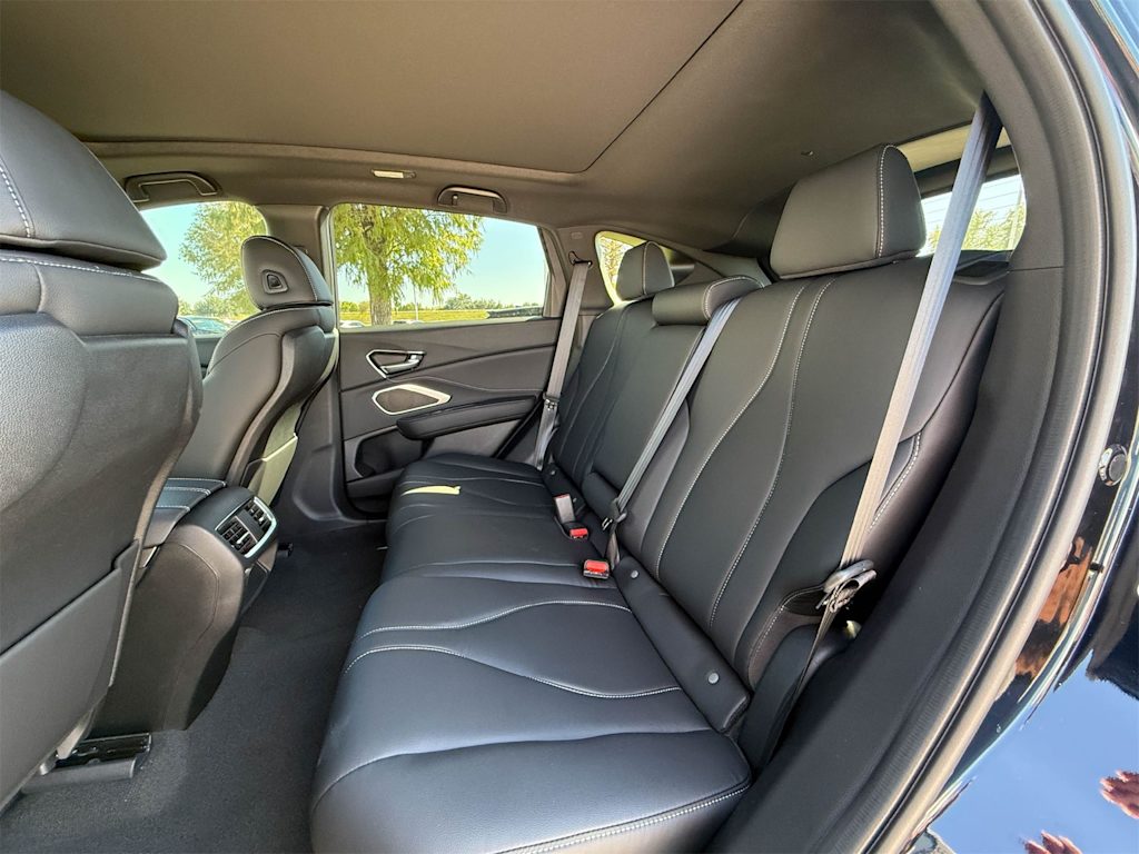 Thumbnail: 2025 Acura RDX - 21