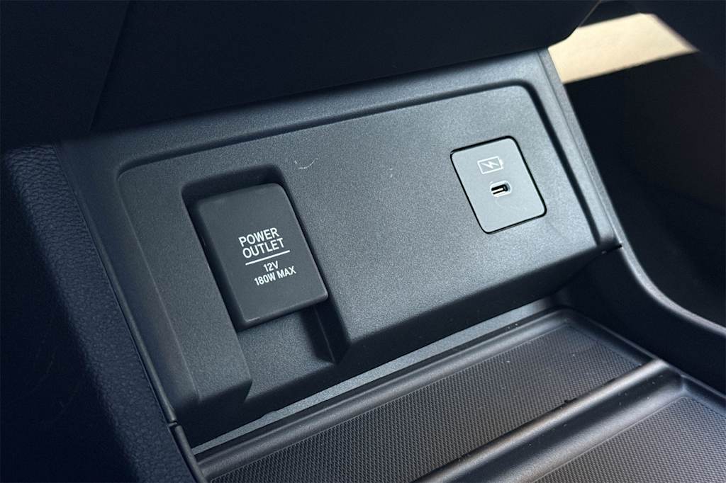 Thumbnail: 2025 Acura RDX - 26