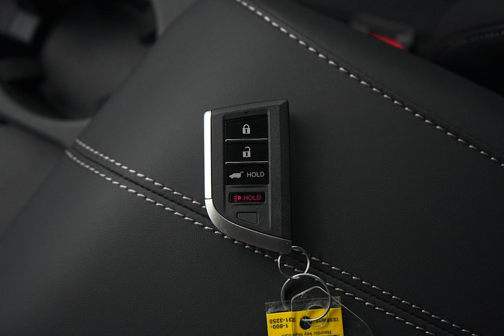 Thumbnail: 2025 Acura RDX - 19