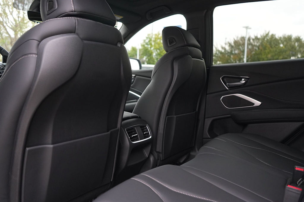 Thumbnail: 2025 Acura RDX - 13