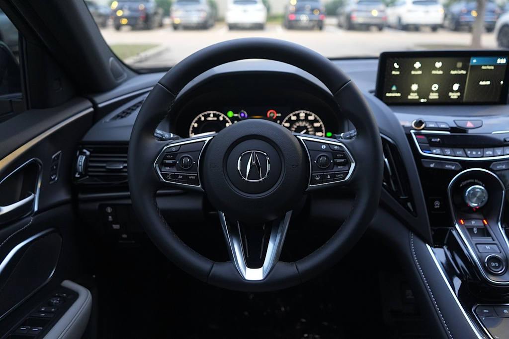 Thumbnail: 2025 Acura RDX - 14