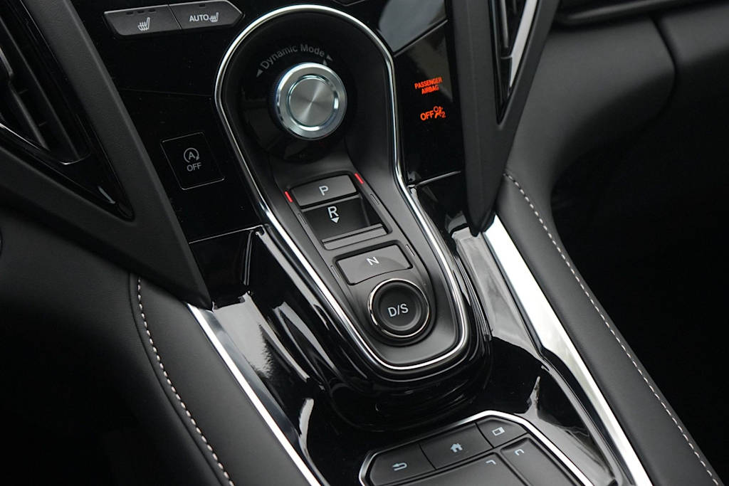 Thumbnail: 2025 Acura RDX - 16