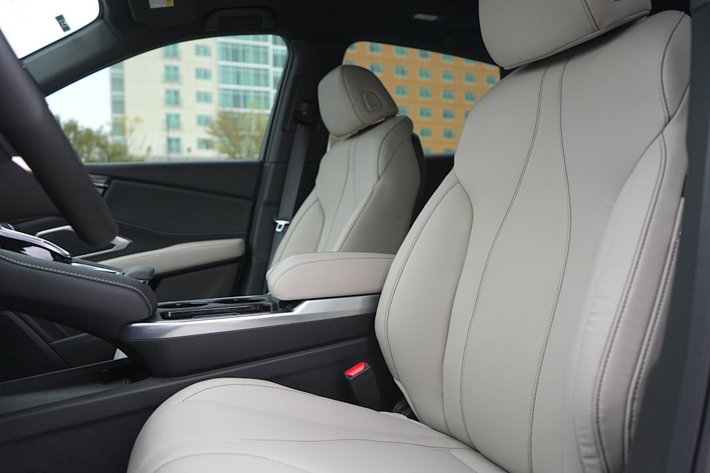 Thumbnail: 2025 Acura RDX - 11