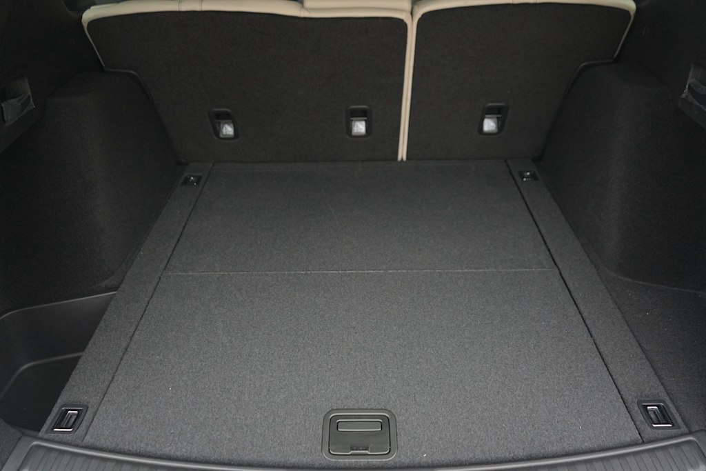 Thumbnail: 2025 Acura RDX - 18