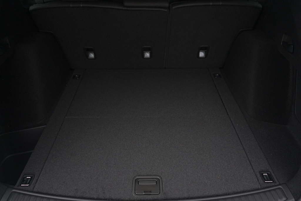 Thumbnail: 2025 Acura RDX - 18