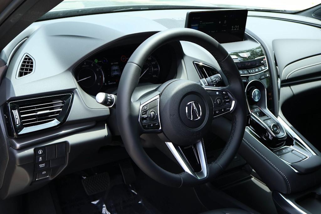 Thumbnail: 2026 Acura RDX - 2