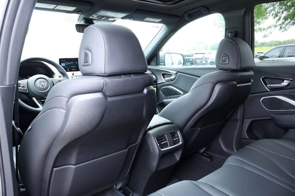 Thumbnail: 2026 Acura RDX - 13