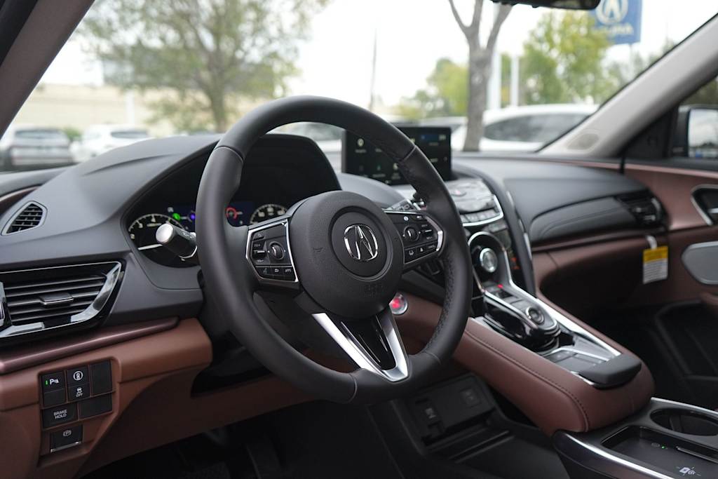 Thumbnail: 2025 Acura RDX - 2