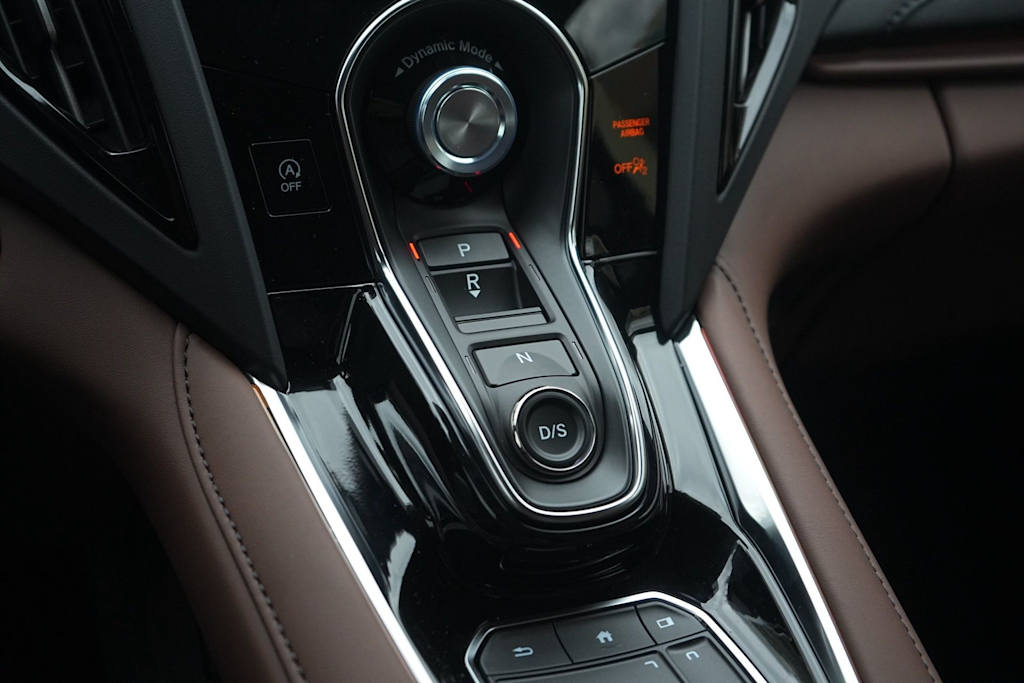 Thumbnail: 2025 Acura RDX - 16