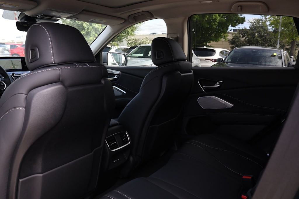 Thumbnail: 2026 Acura RDX - 13