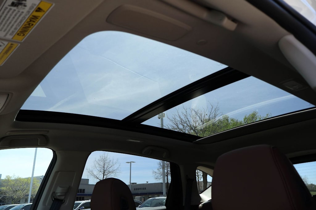 Thumbnail: 2026 Acura RDX - 28