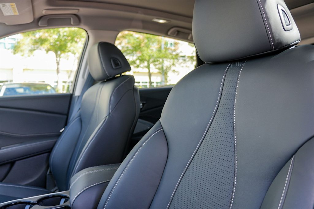 Thumbnail: 2025 Acura RDX - 11