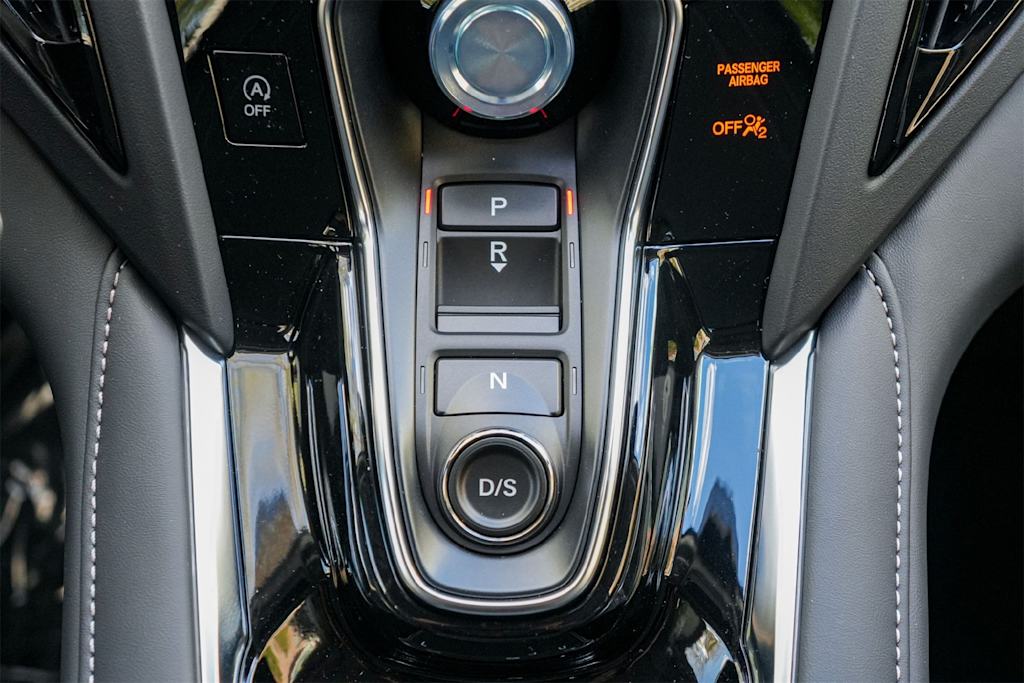 Thumbnail: 2025 Acura RDX - 16