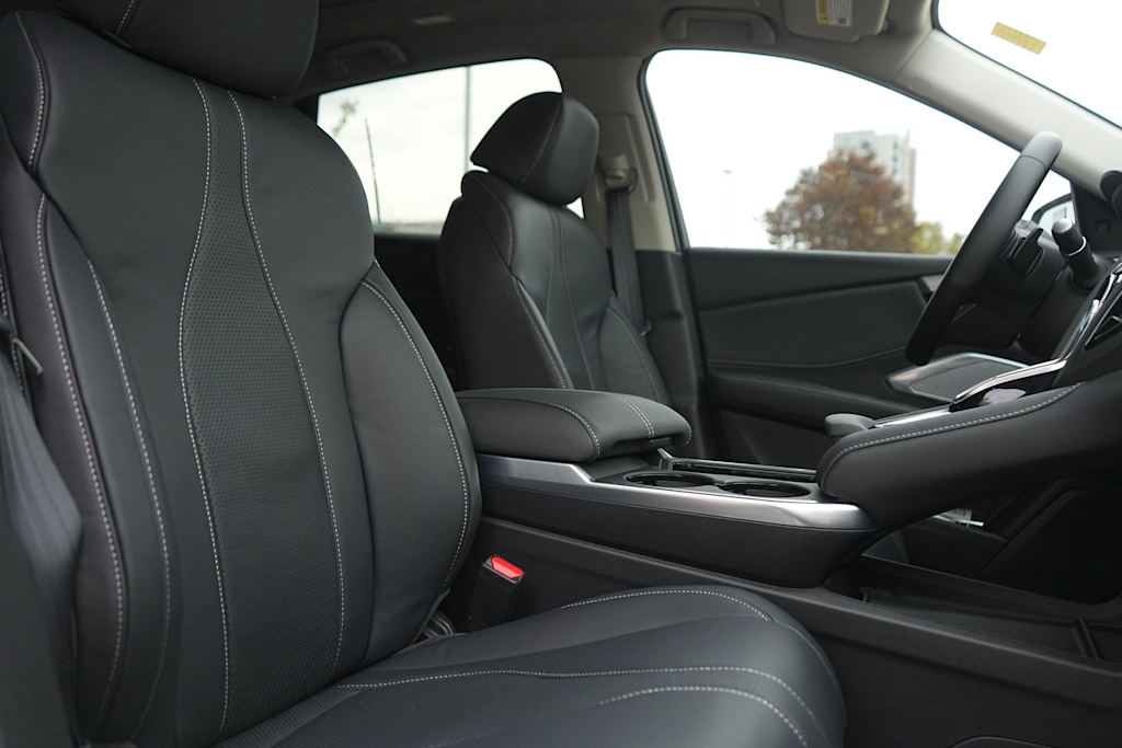 Thumbnail: 2025 Acura RDX - 12