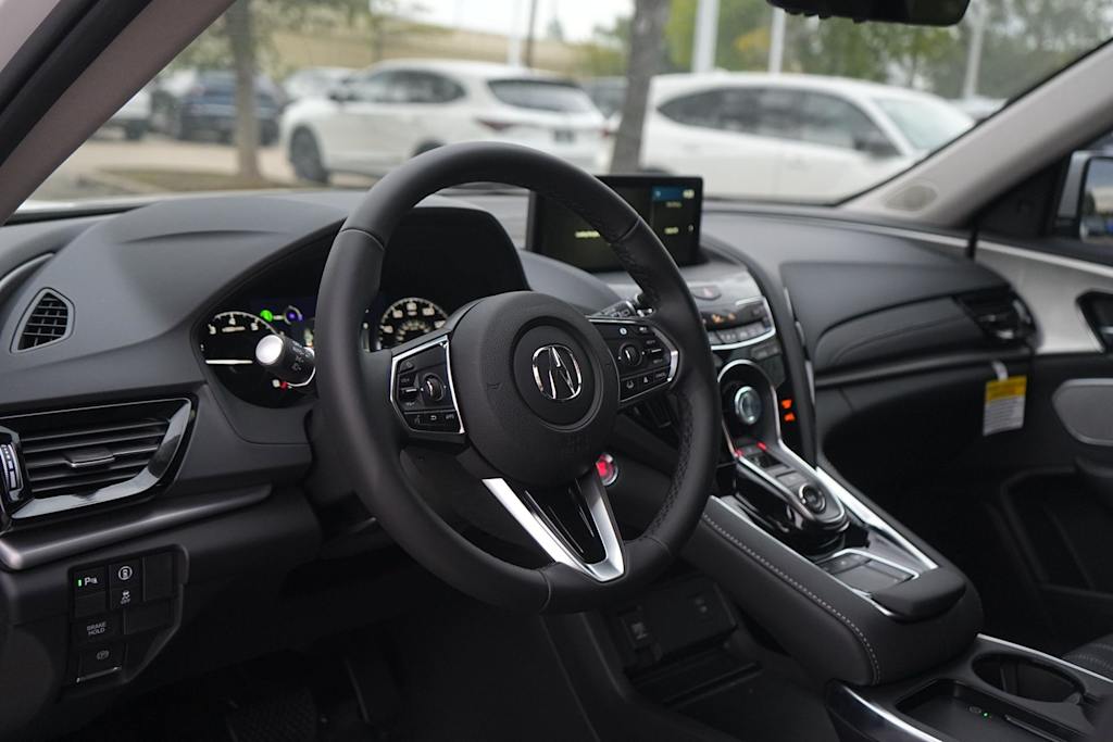 Thumbnail: 2025 Acura RDX - 2