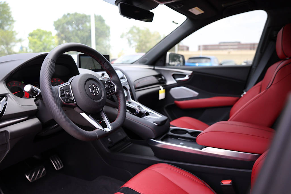 Thumbnail: 2026 Acura RDX - 2