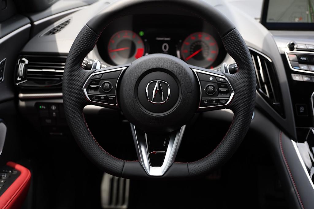 Thumbnail: 2026 Acura RDX - 14