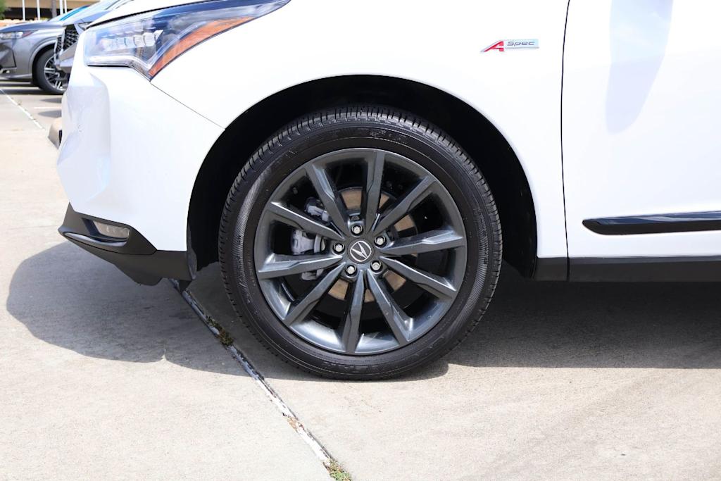 Thumbnail: 2025 Acura RDX - 7