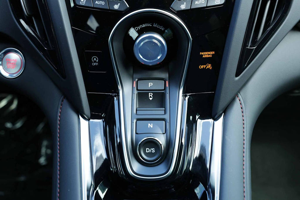 Thumbnail: 2025 Acura RDX - 16