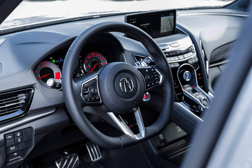 Thumbnail: 2025 Acura RDX - 2