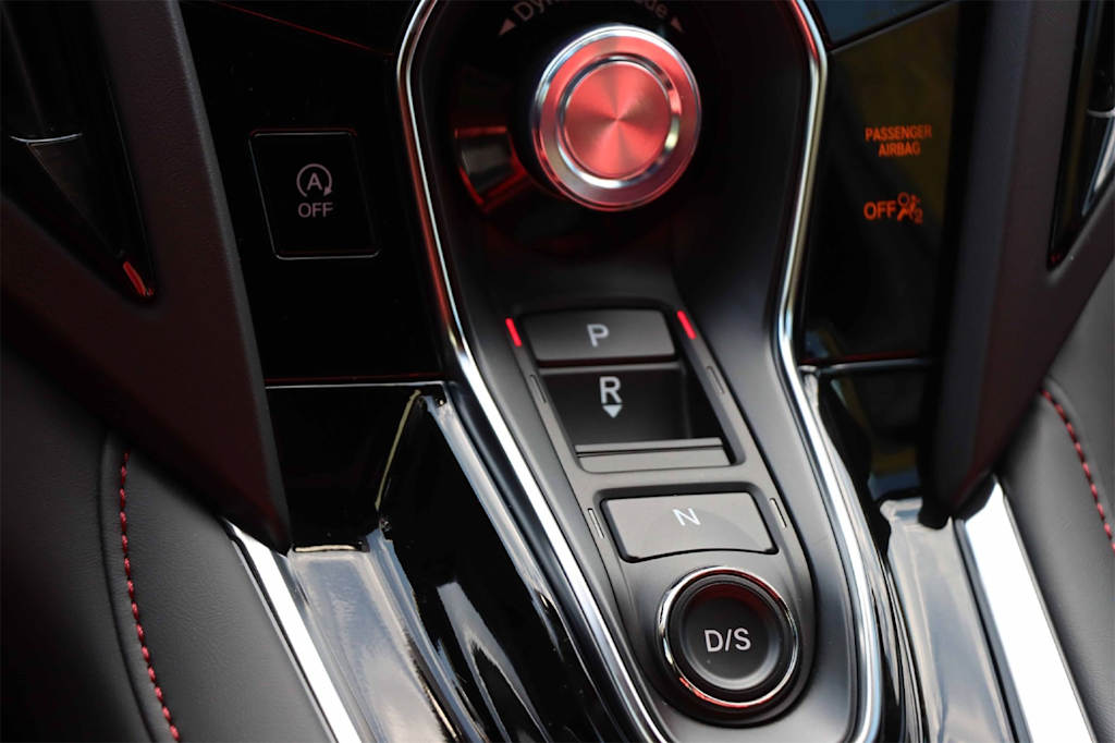 Thumbnail: 2025 Acura RDX - 16