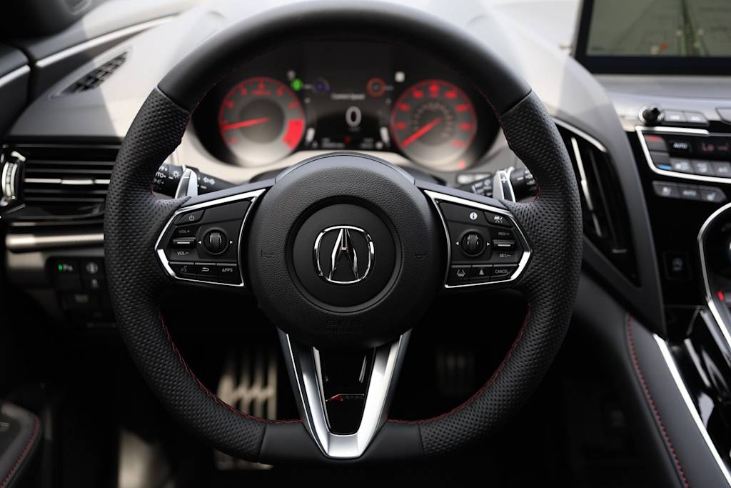 Thumbnail: 2026 Acura RDX - 10