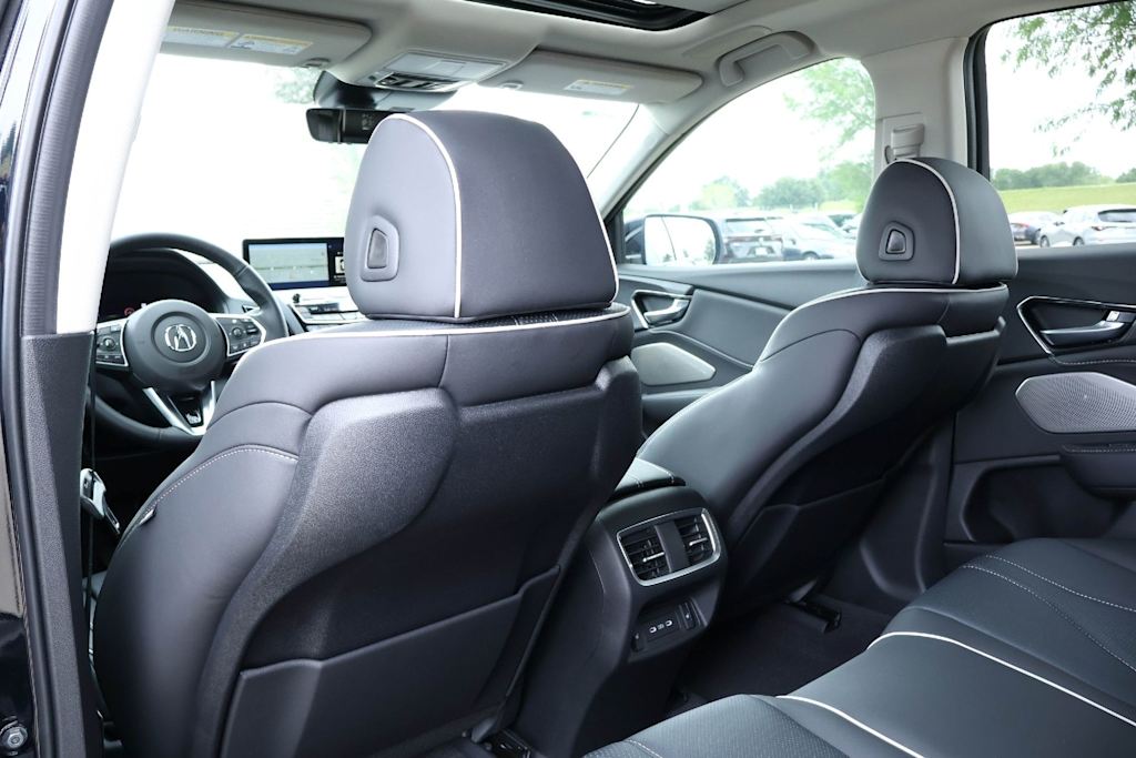 Thumbnail: 2026 Acura RDX - 13