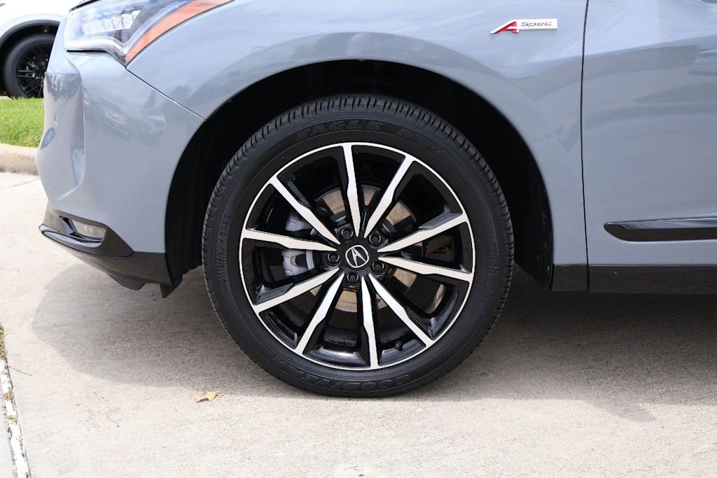 Thumbnail: 2025 Acura RDX - 8