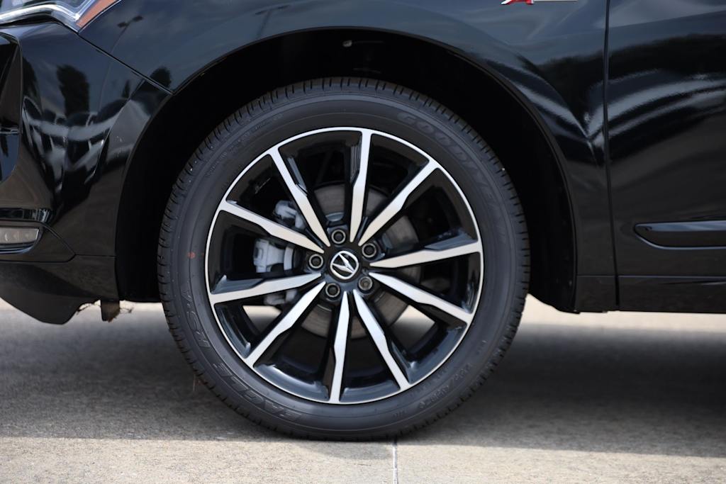 Thumbnail: 2026 Acura RDX - 8