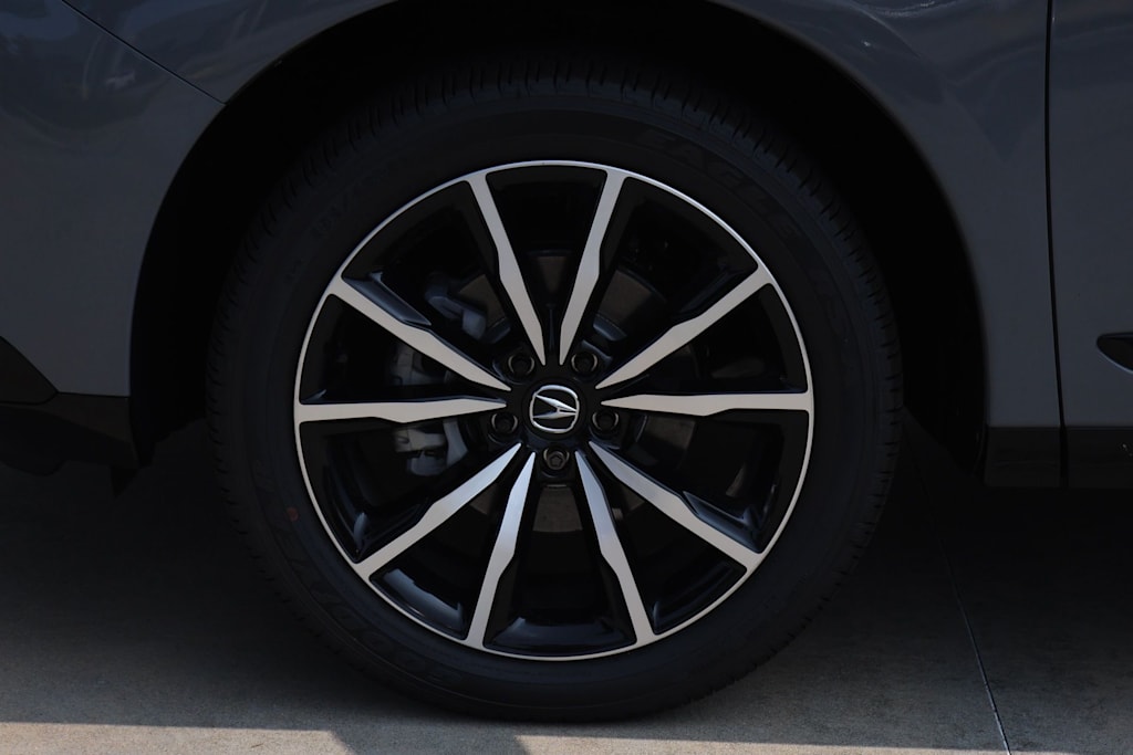 Thumbnail: 2026 Acura RDX - 8