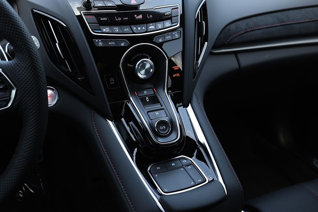 Thumbnail: 2026 Acura RDX - 16