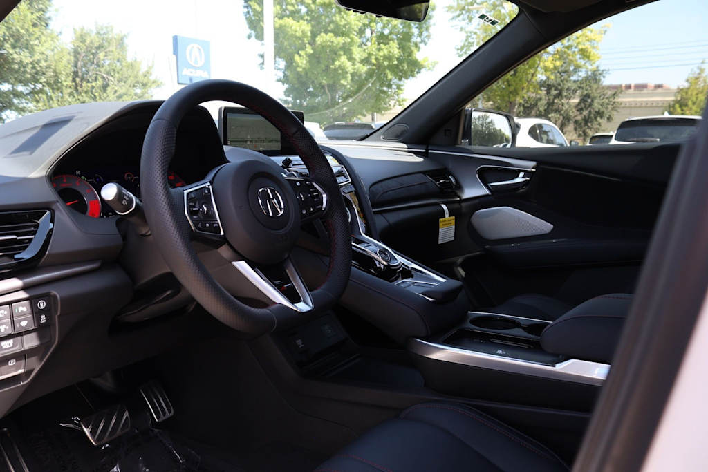 Thumbnail: 2026 Acura RDX - 2