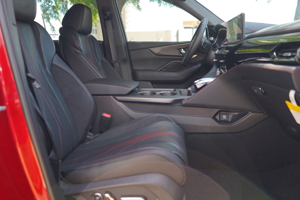 Thumbnail: 2026 Acura MDX - 12