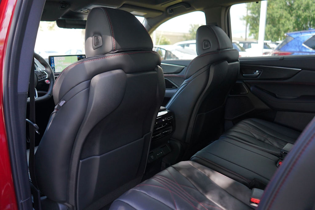 Thumbnail: 2026 Acura MDX - 13