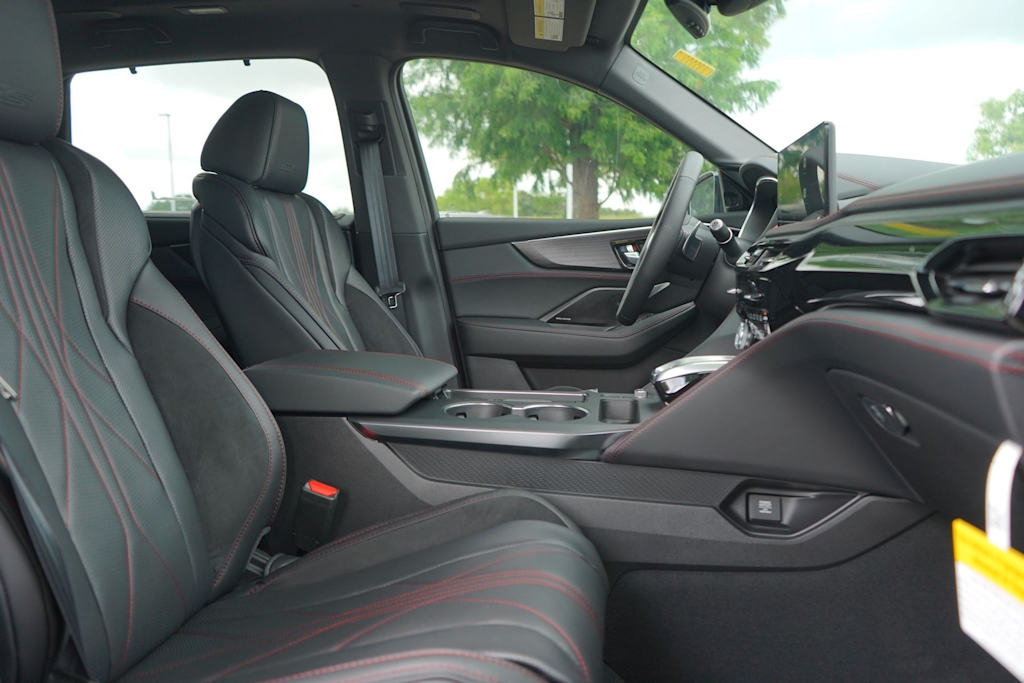 Thumbnail: 2026 Acura MDX - 12