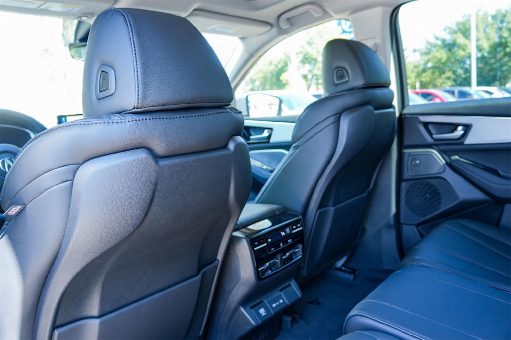 Thumbnail: 2026 Acura MDX - 13