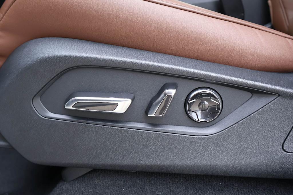 Thumbnail: 2024 Acura MDX - 24